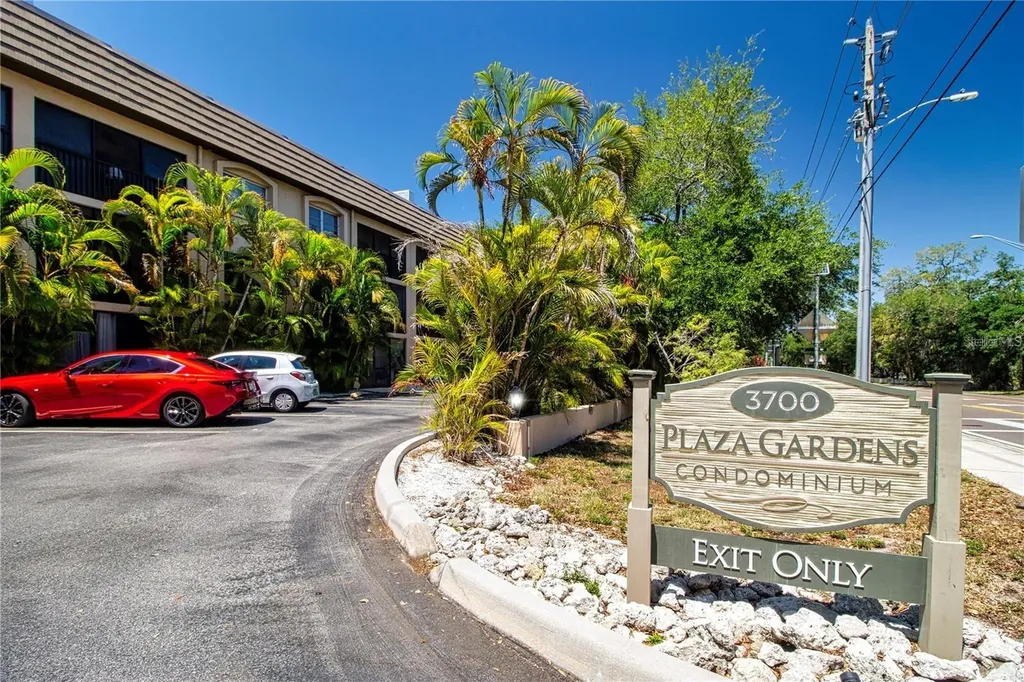3700 S Osprey Avenue Sarasota FL 34239