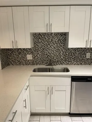 3700 S Osprey Avenue Sarasota FL 34239