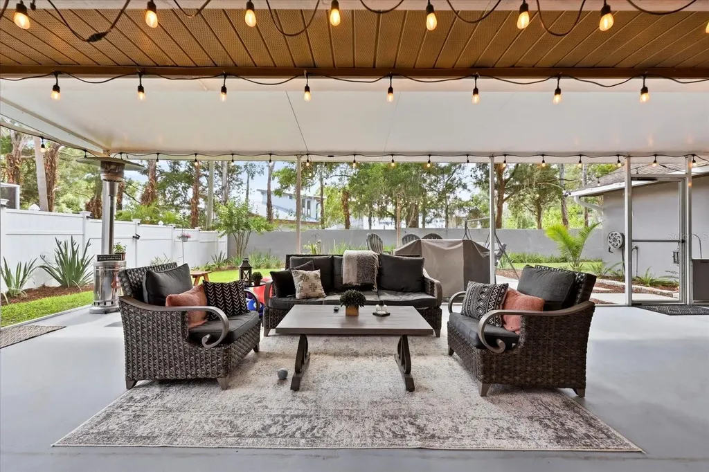 1445 Waterwood Drive Lutz FL 33559