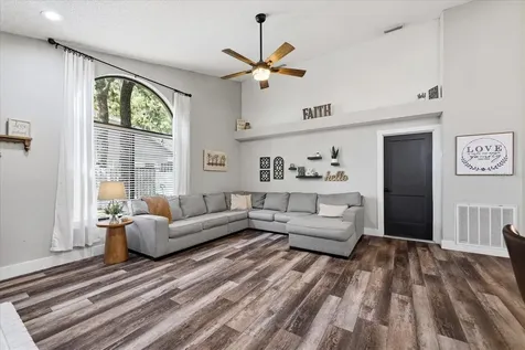 1445 Waterwood Drive Lutz FL 33559
