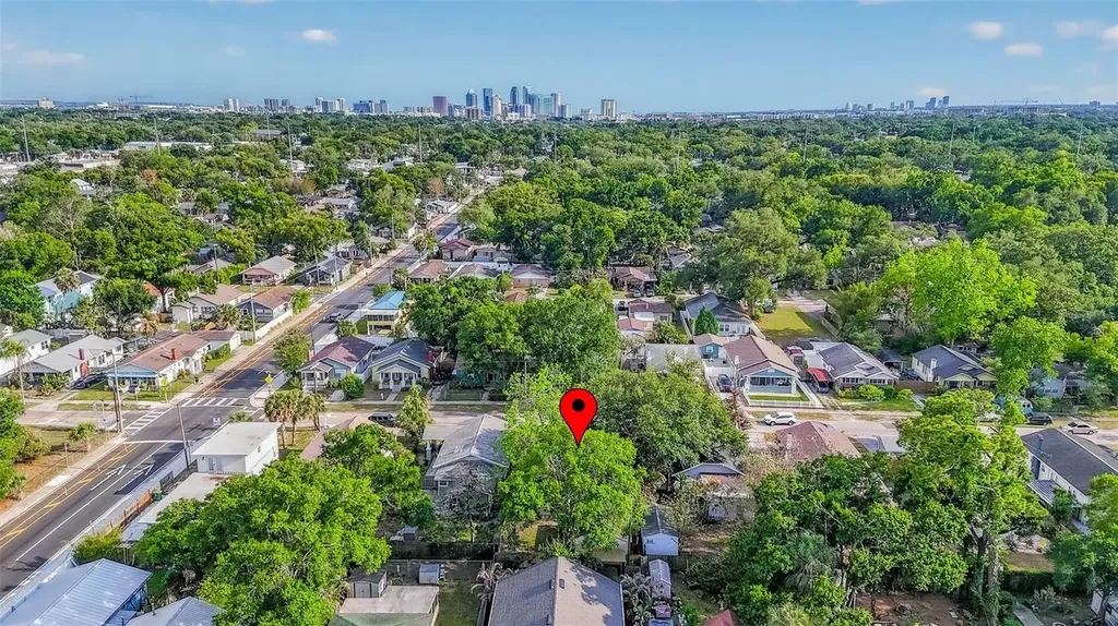 307 W Chelsea Street Tampa FL 33603