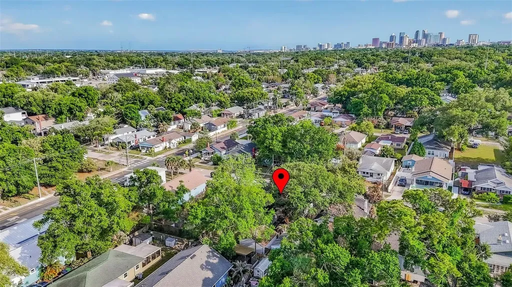 307 W Chelsea Street Tampa FL 33603