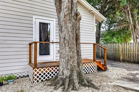 307 W Chelsea Street Tampa FL 33603