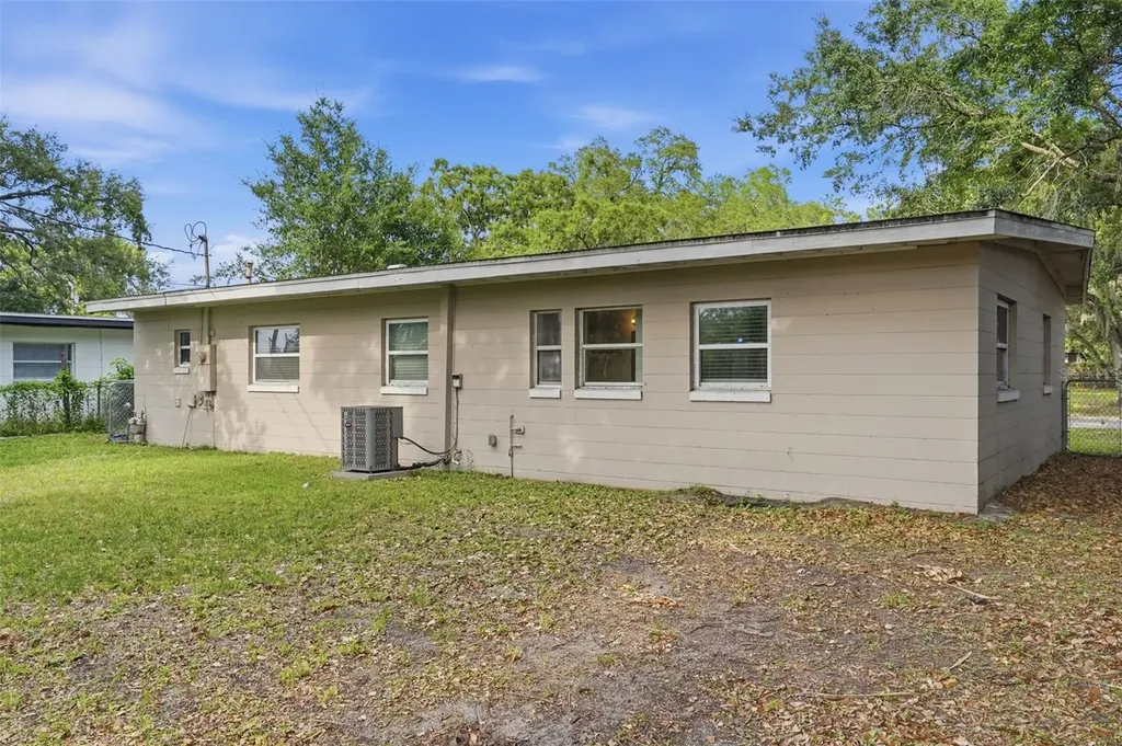 224 Murry Drive Orlando FL 32811