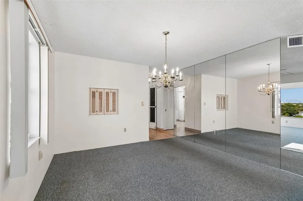 6960 20th Avenue N St Petersburg FL 33710