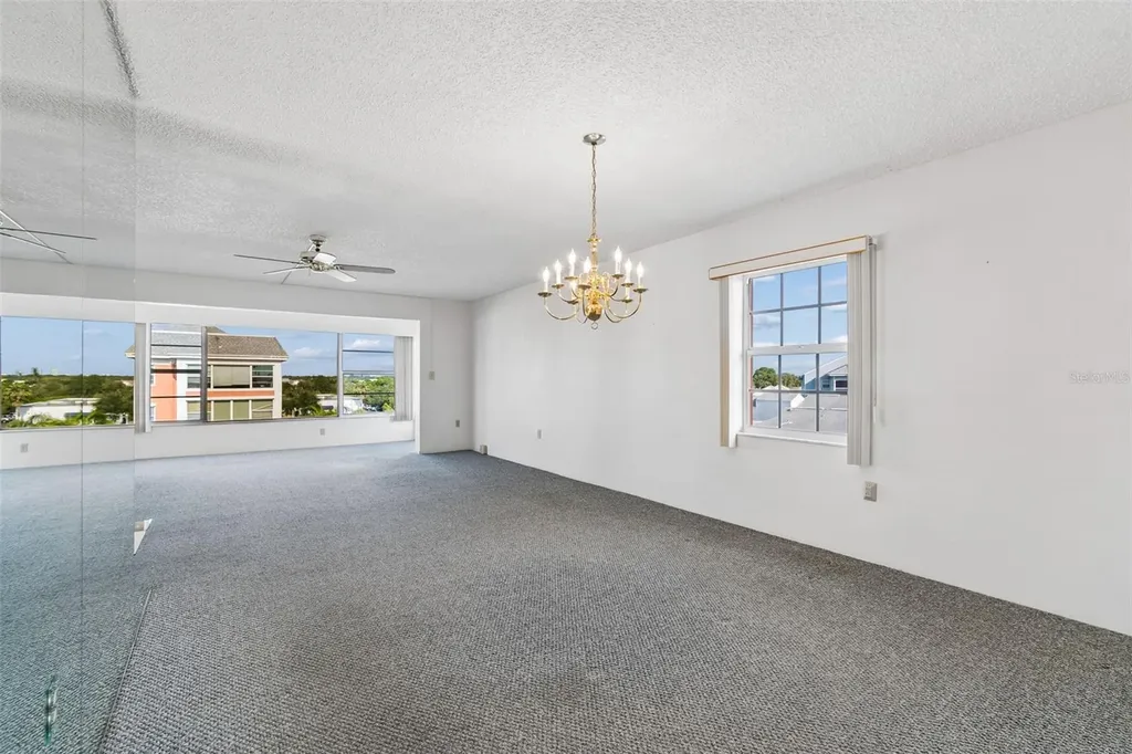 6960 20th Avenue N St Petersburg FL 33710