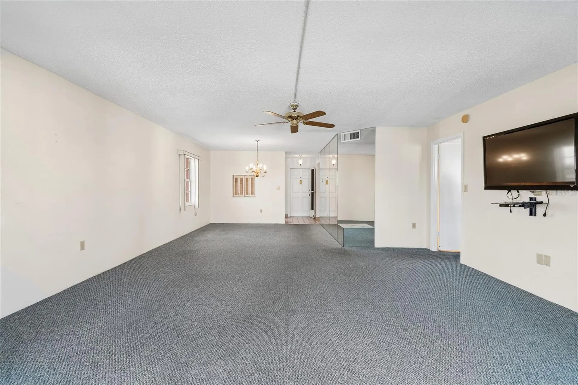 6960 20th Avenue N St Petersburg FL 33710