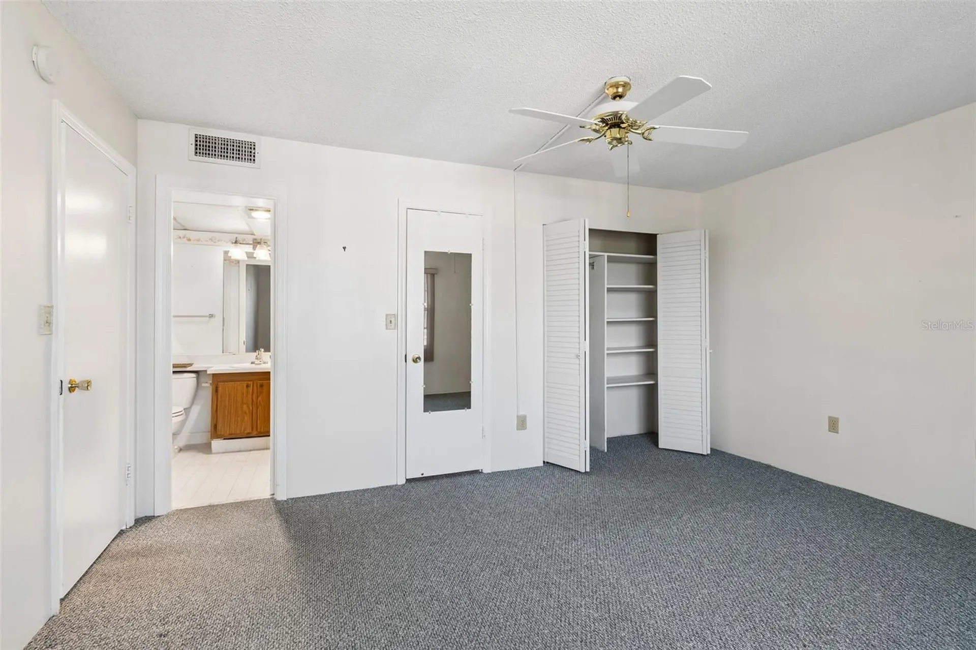 6960 20th Avenue N St Petersburg FL 33710