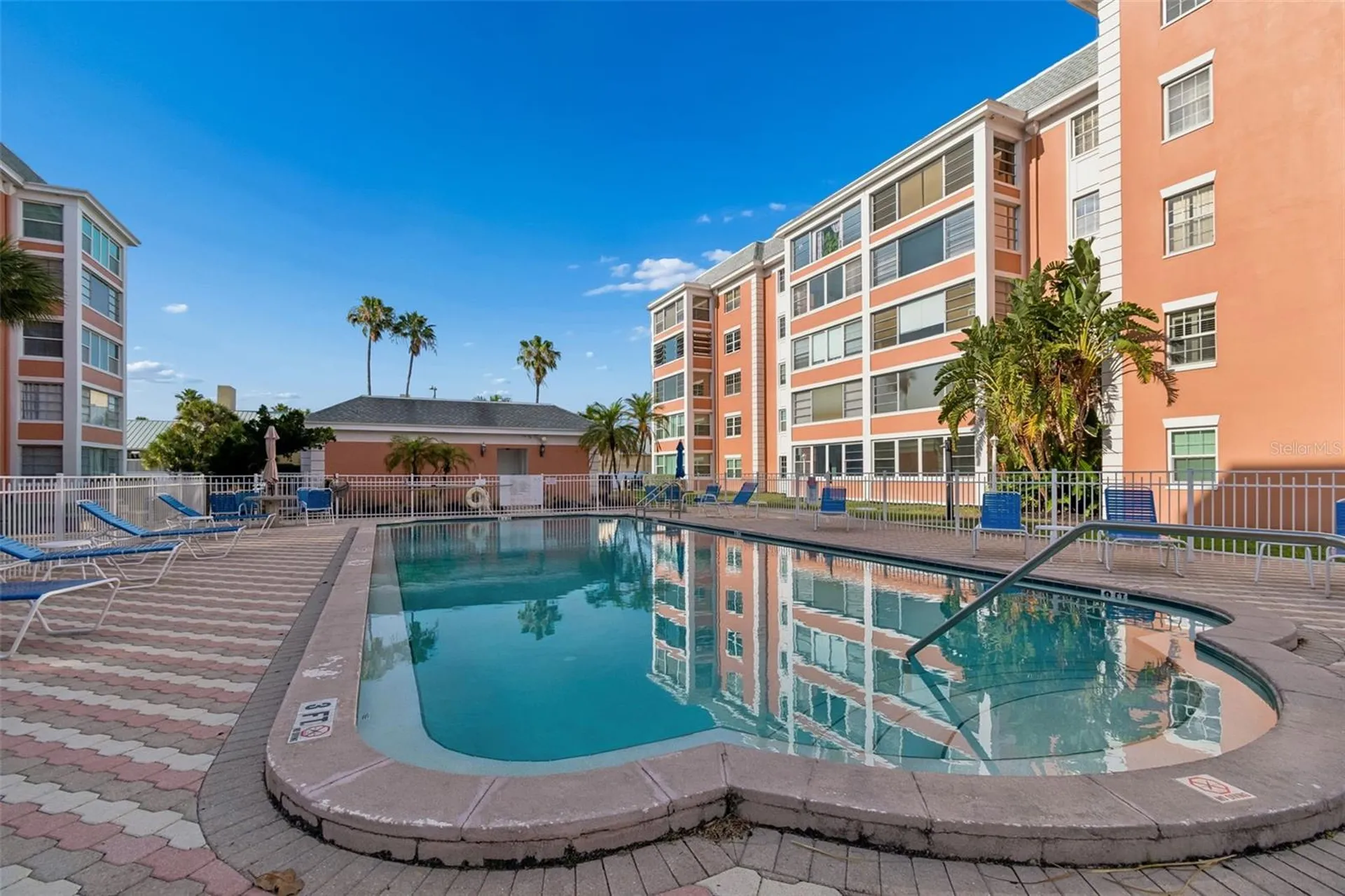 6960 20th Avenue N St Petersburg FL 33710