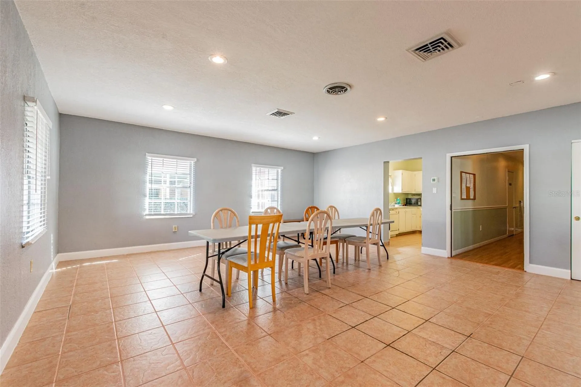 6960 20th Avenue N St Petersburg FL 33710