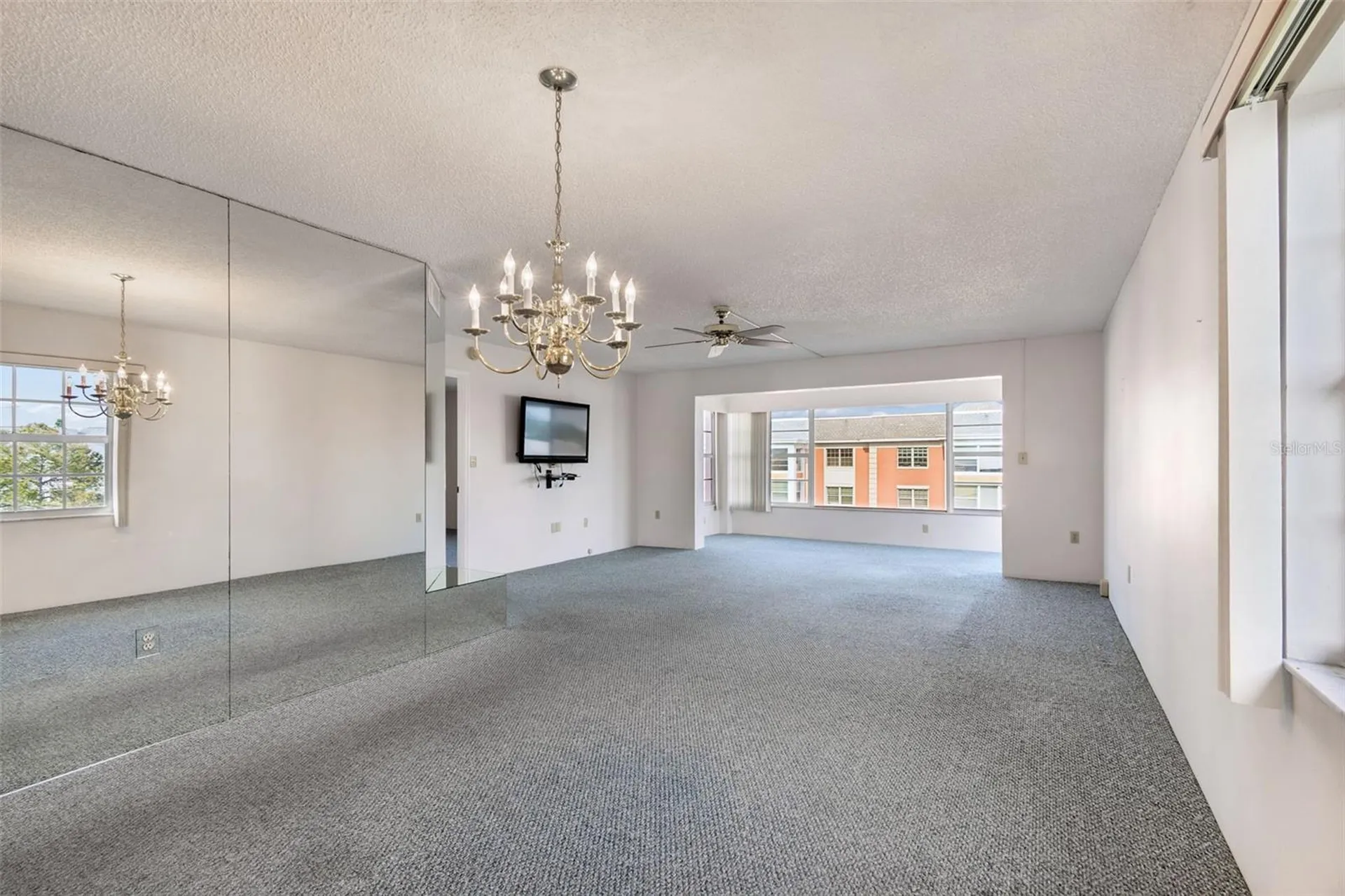 6960 20th Avenue N St Petersburg FL 33710