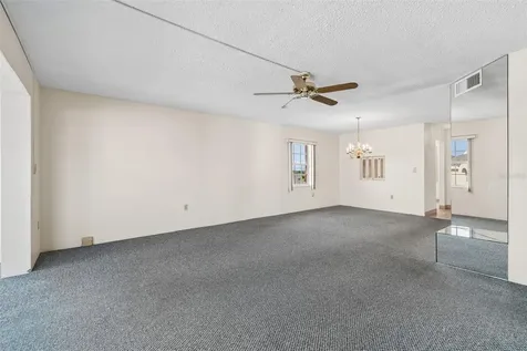 6960 20th Avenue N St Petersburg FL 33710