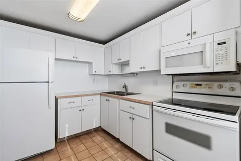 6960 20th Avenue N St Petersburg FL 33710
