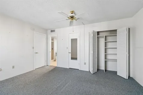 6960 20th Avenue N St Petersburg FL 33710