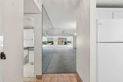 6960 20th Avenue N St Petersburg FL 33710