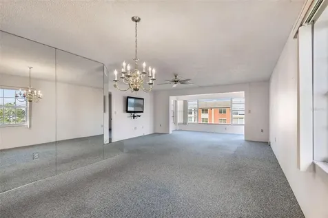 6960 20th Avenue N St Petersburg FL 33710