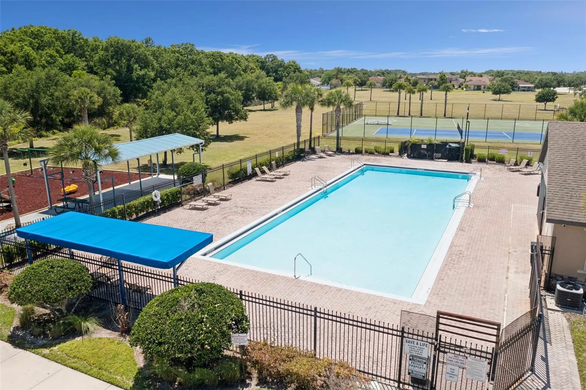 2211 Riverglen Court Kissimmee FL 34746
