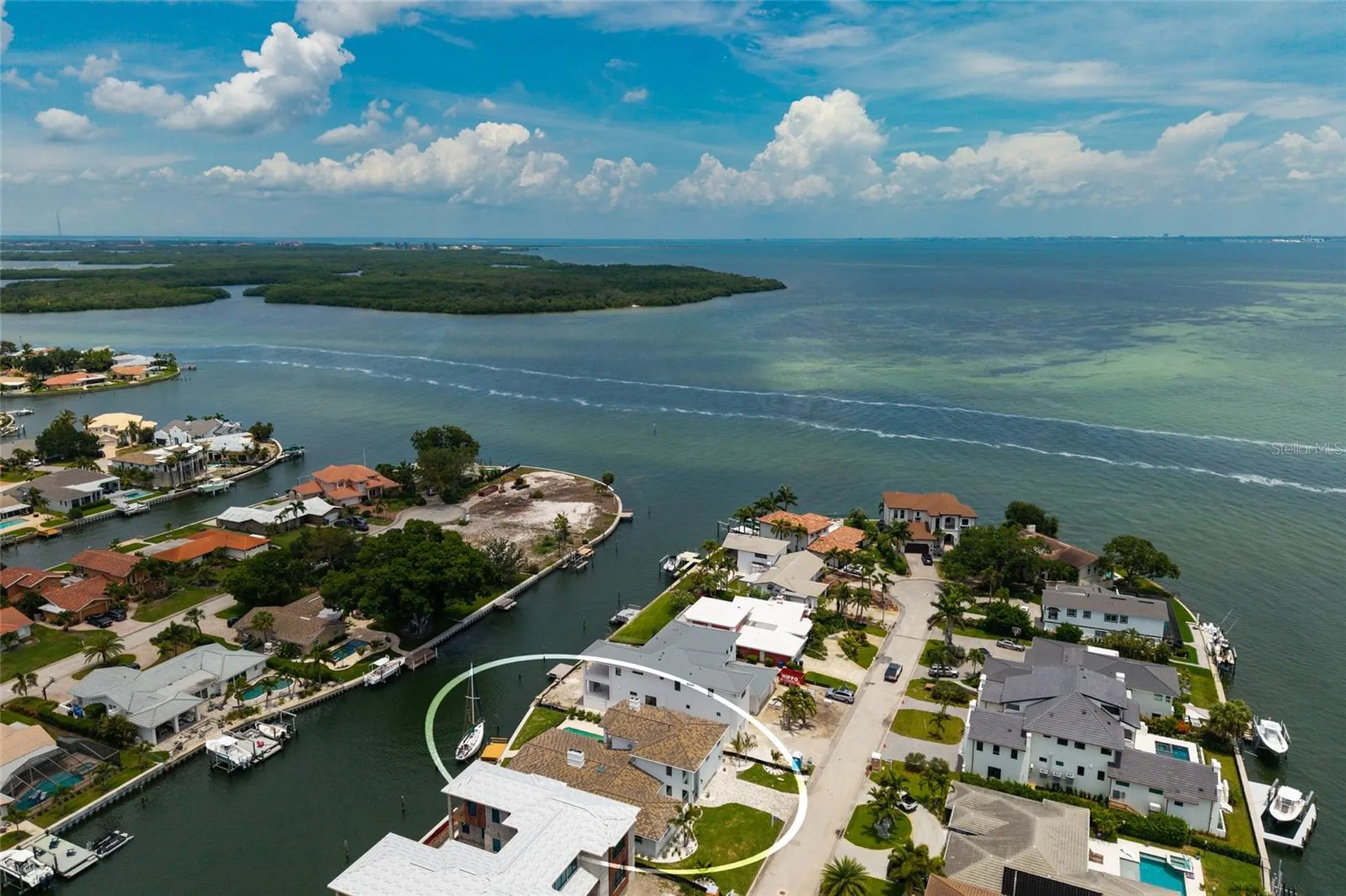 2063 Illinois Avenue NE St Petersburg FL 33703