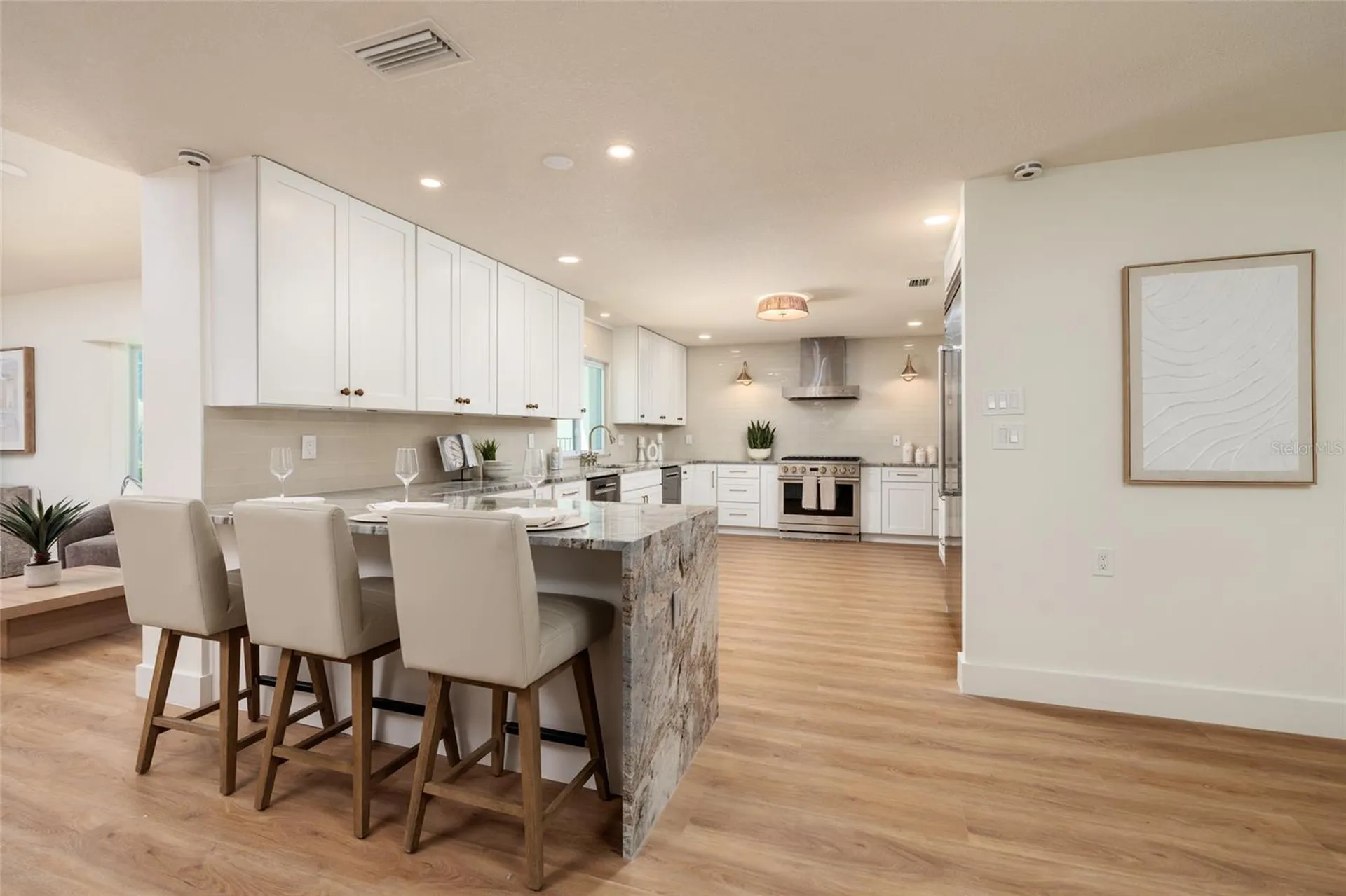 2063 Illinois Avenue NE St Petersburg FL 33703