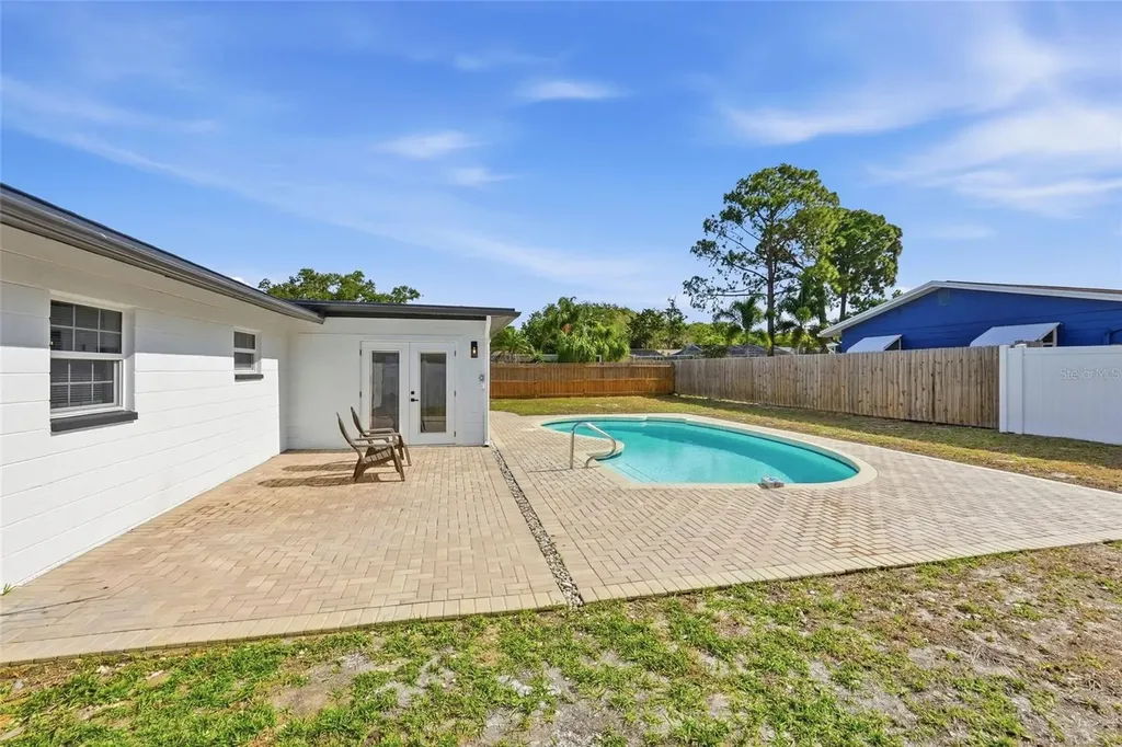 8601 139th Street Seminole FL 33776