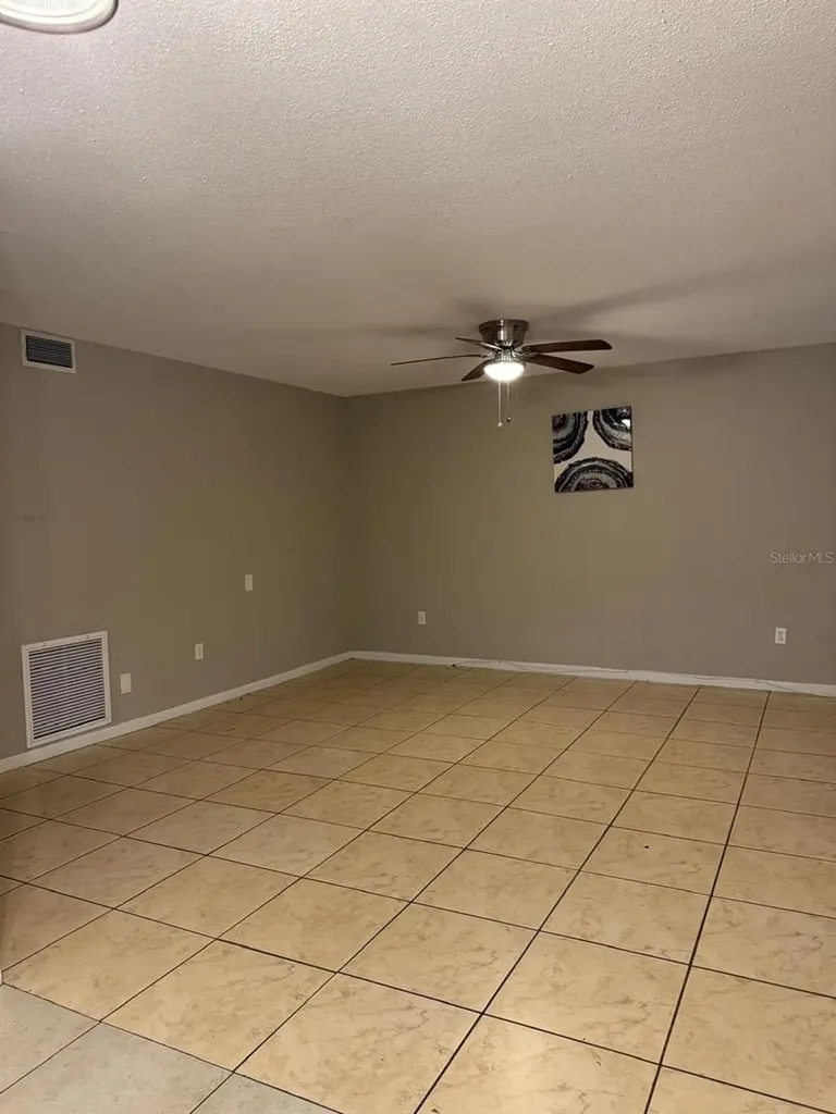 6080 22nd Avenue N St Petersburg FL 33710