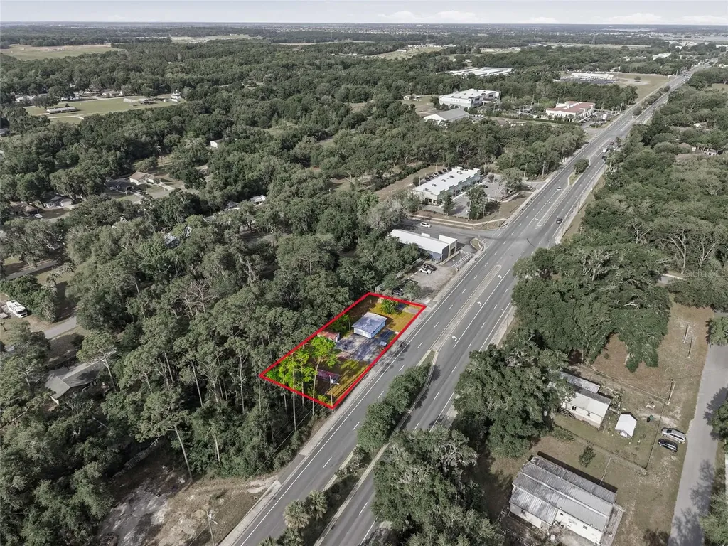 320 Highway 466 Lady Lake FL 32159