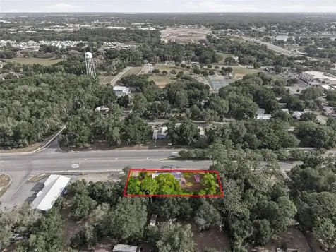 320 Highway 466 Lady Lake FL 32159