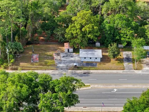 320 Highway 466 Lady Lake FL 32159