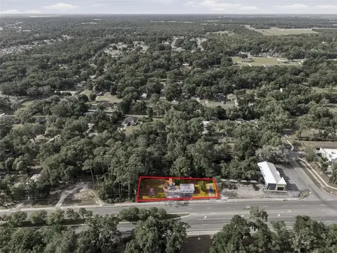 320 Highway 466 Lady Lake FL 32159