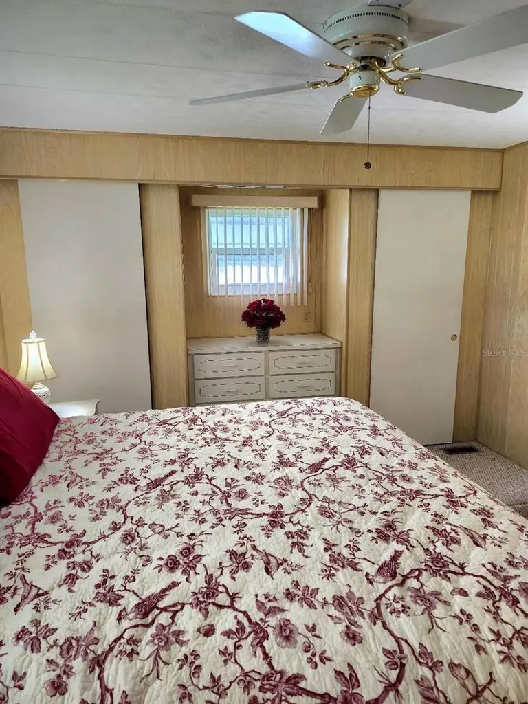 6512 Texas Street Bradenton FL 34207