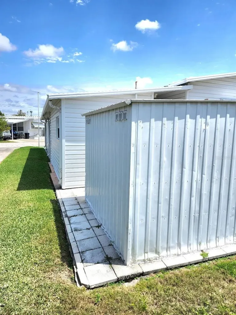 6512 Texas Street Bradenton FL 34207