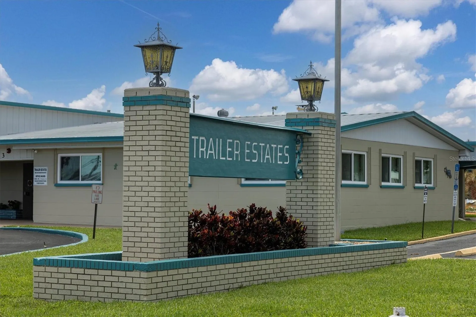 6512 Texas Street Bradenton FL 34207