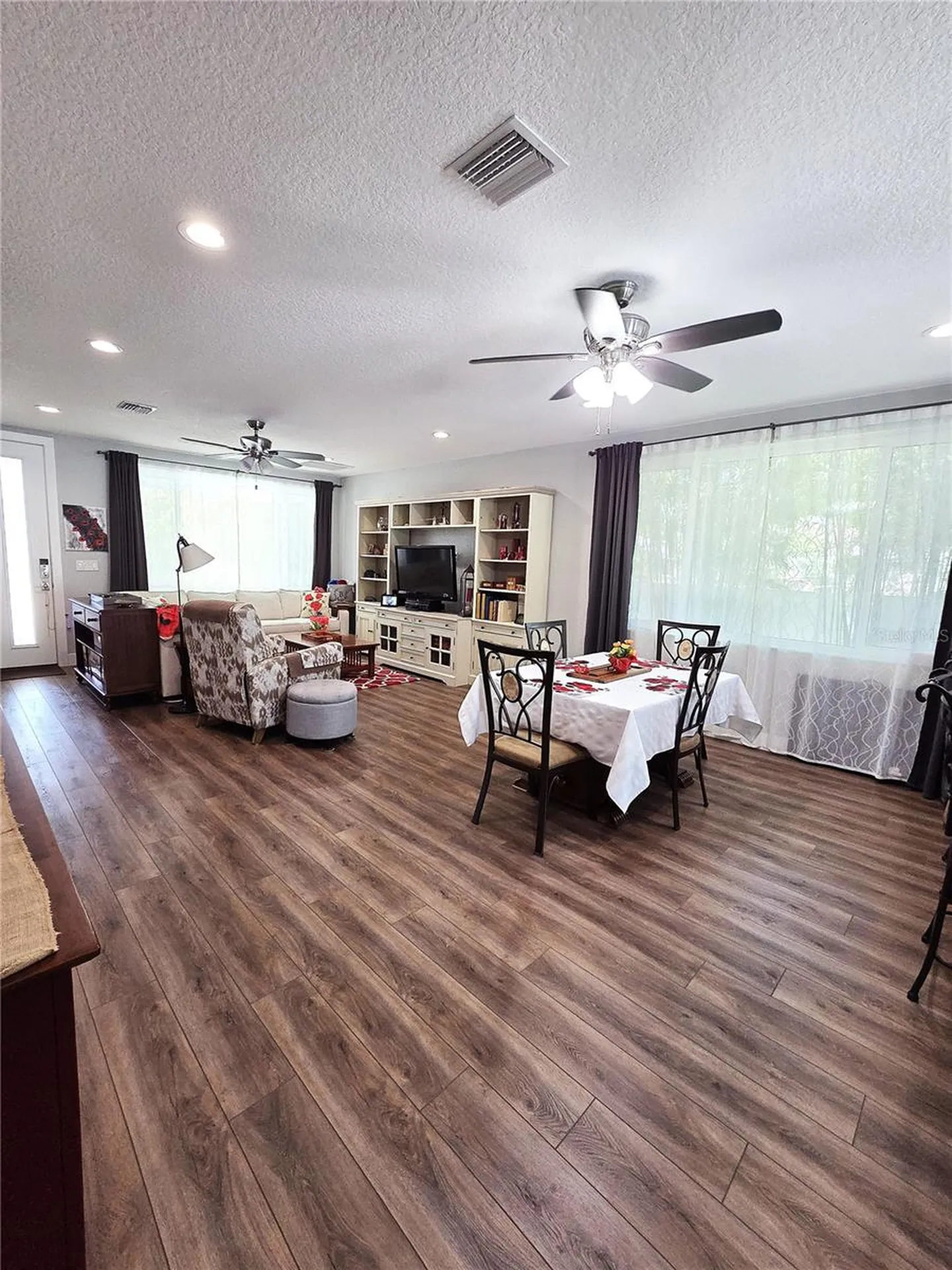 4325 78th Avenue N Pinellas Park FL 33781