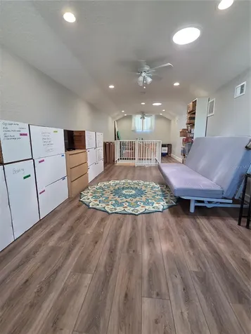 4325 78th Avenue N Pinellas Park FL 33781