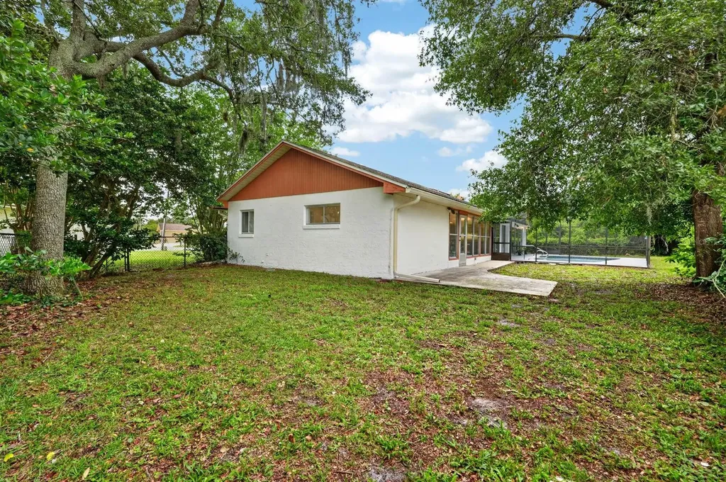 6 Foxhall Court Palm Coast FL 32137