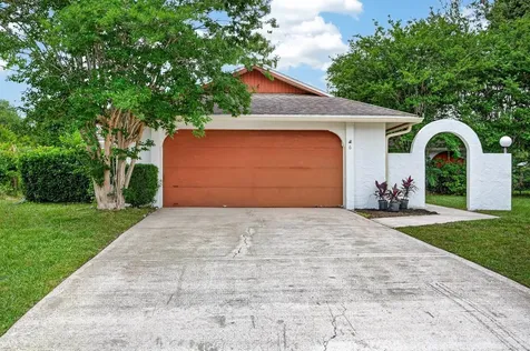 6 Foxhall Court Palm Coast FL 32137