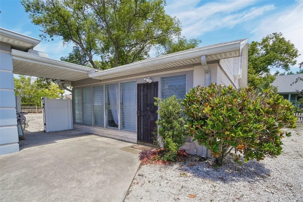 3220 County Road 1 Dunedin FL 34698