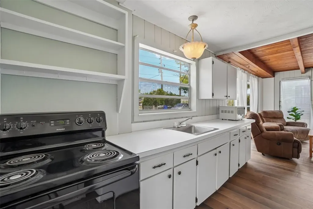 3220 County Road 1 Dunedin FL 34698