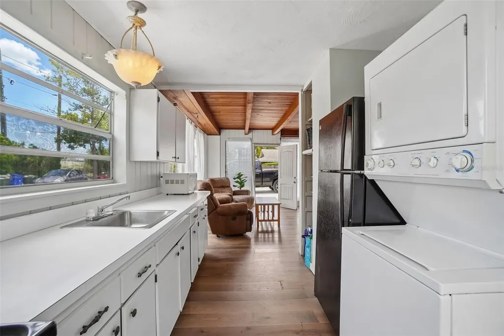 3220 County Road 1 Dunedin FL 34698