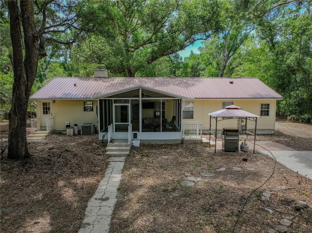 10324 Skewlee Road Thonotosassa FL 33592
