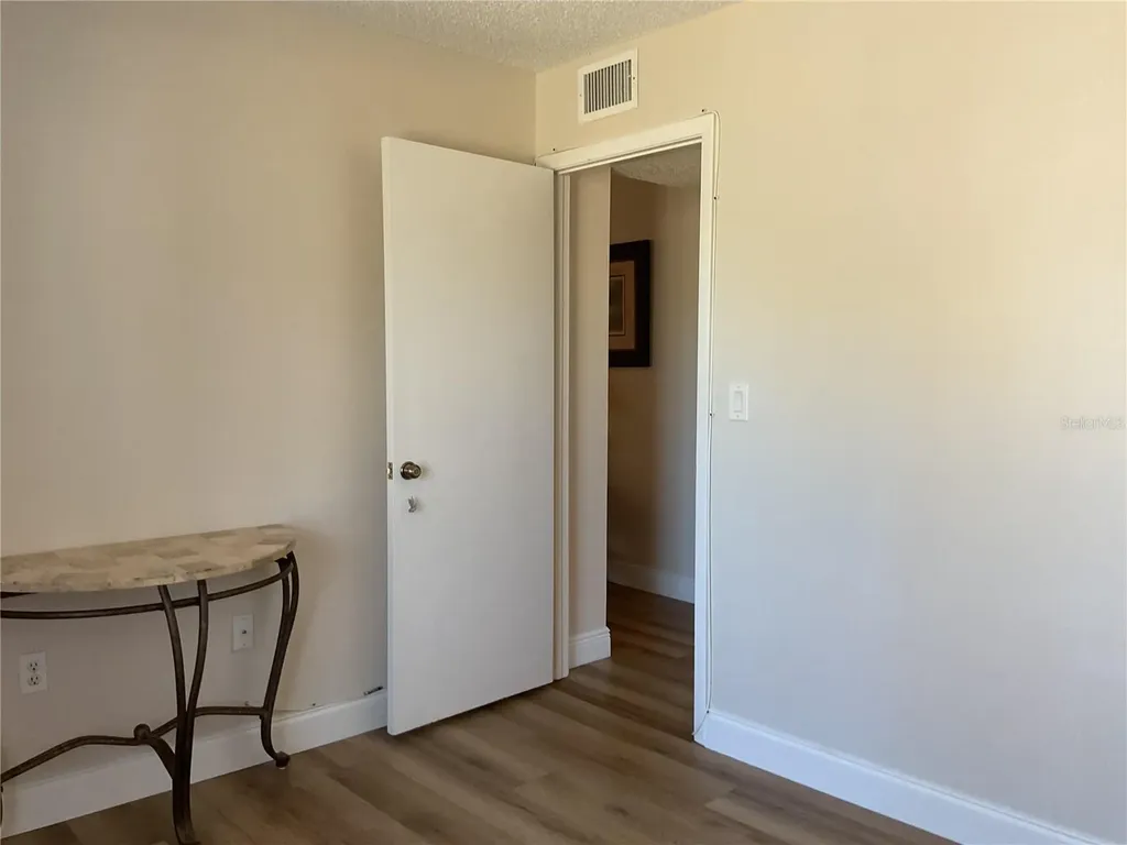 2687 Pine Ridge Way S Palm Harbor FL 34684