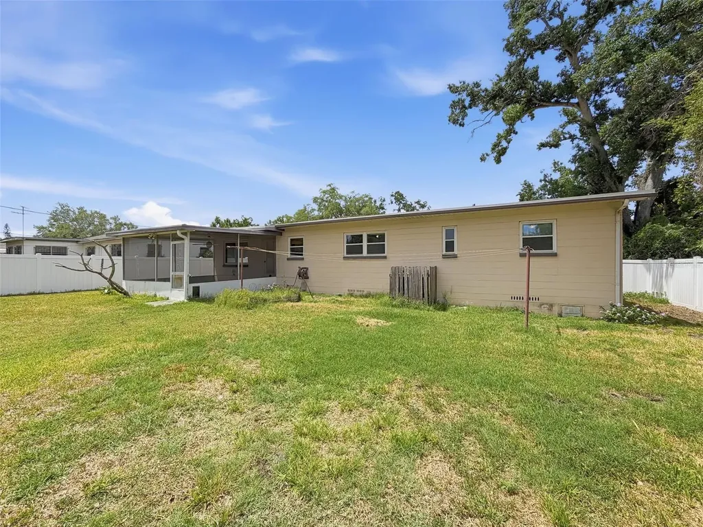 2518 W North Street Tampa FL 33614