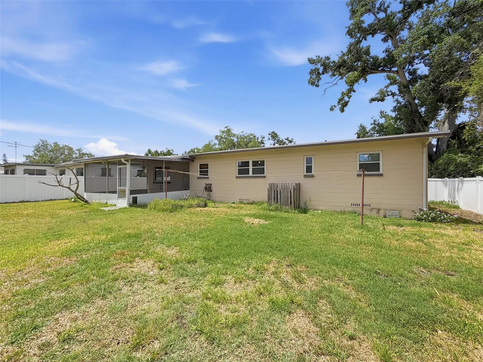 2518 W North Street Tampa FL 33614
