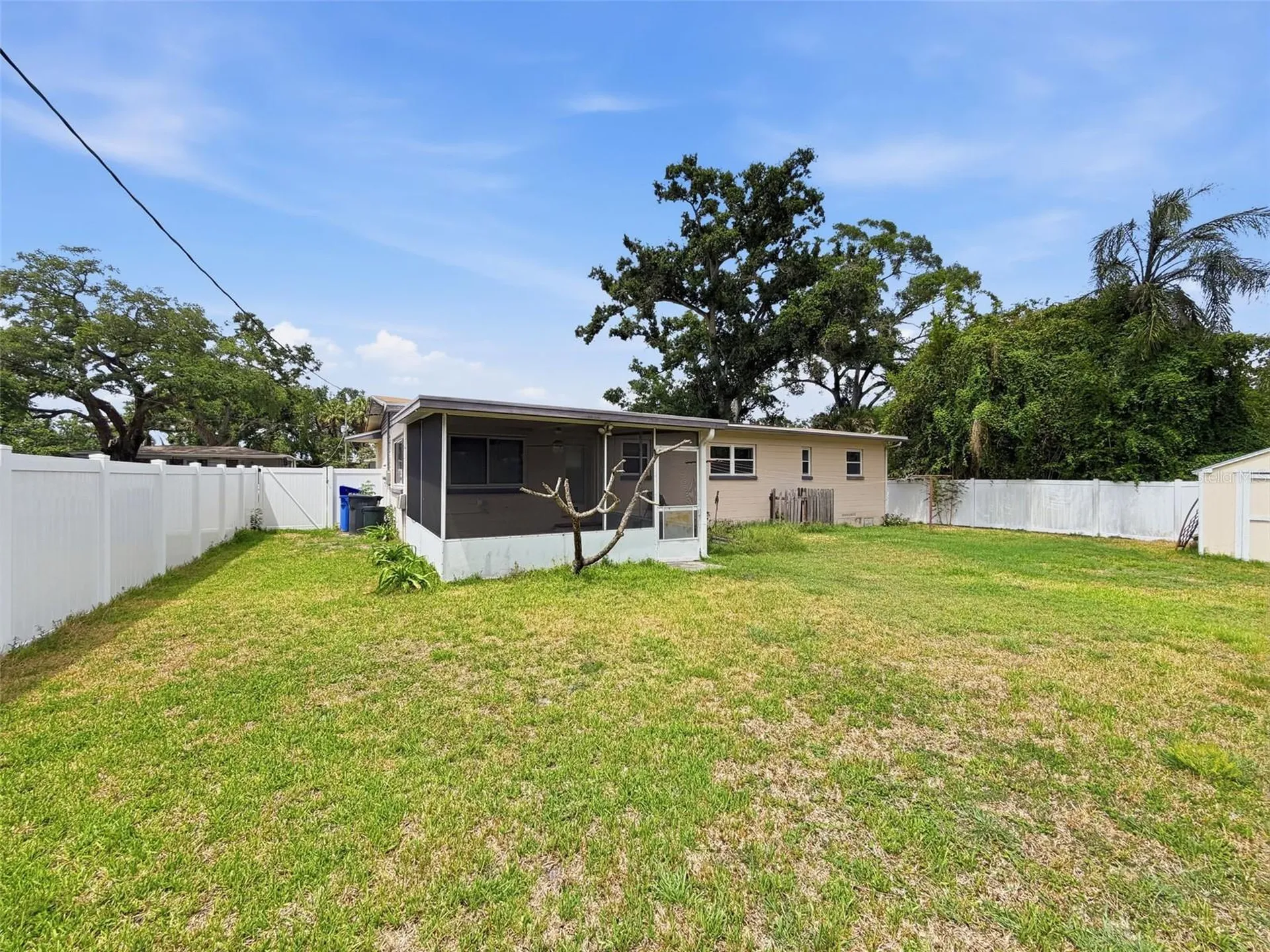 2518 W North Street Tampa FL 33614