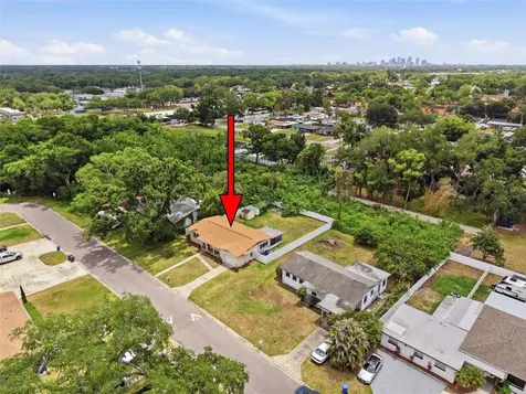2518 W North Street Tampa FL 33614
