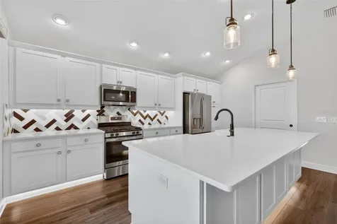 912 Trifu Terrace The Villages FL 32163