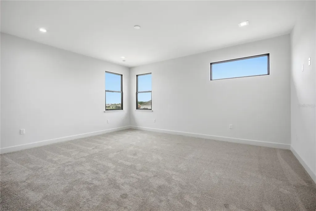 309 Hampton Boulevard Davenport FL 33837