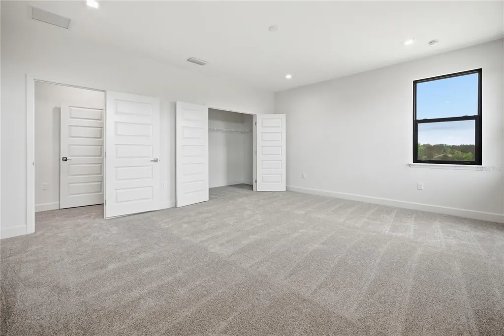 309 Hampton Boulevard Davenport FL 33837