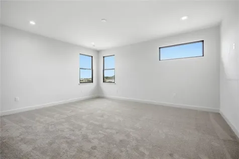 309 Hampton Boulevard Davenport FL 33837