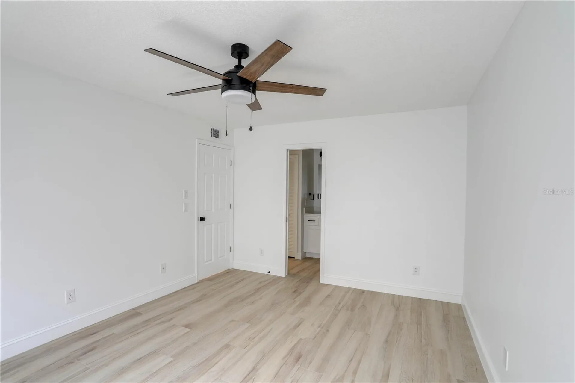 1111 Salerno Court Orlando FL 32806